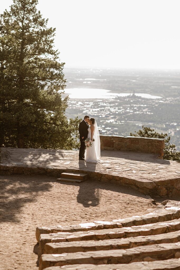 sunrise amphitheater Boulder Elopement